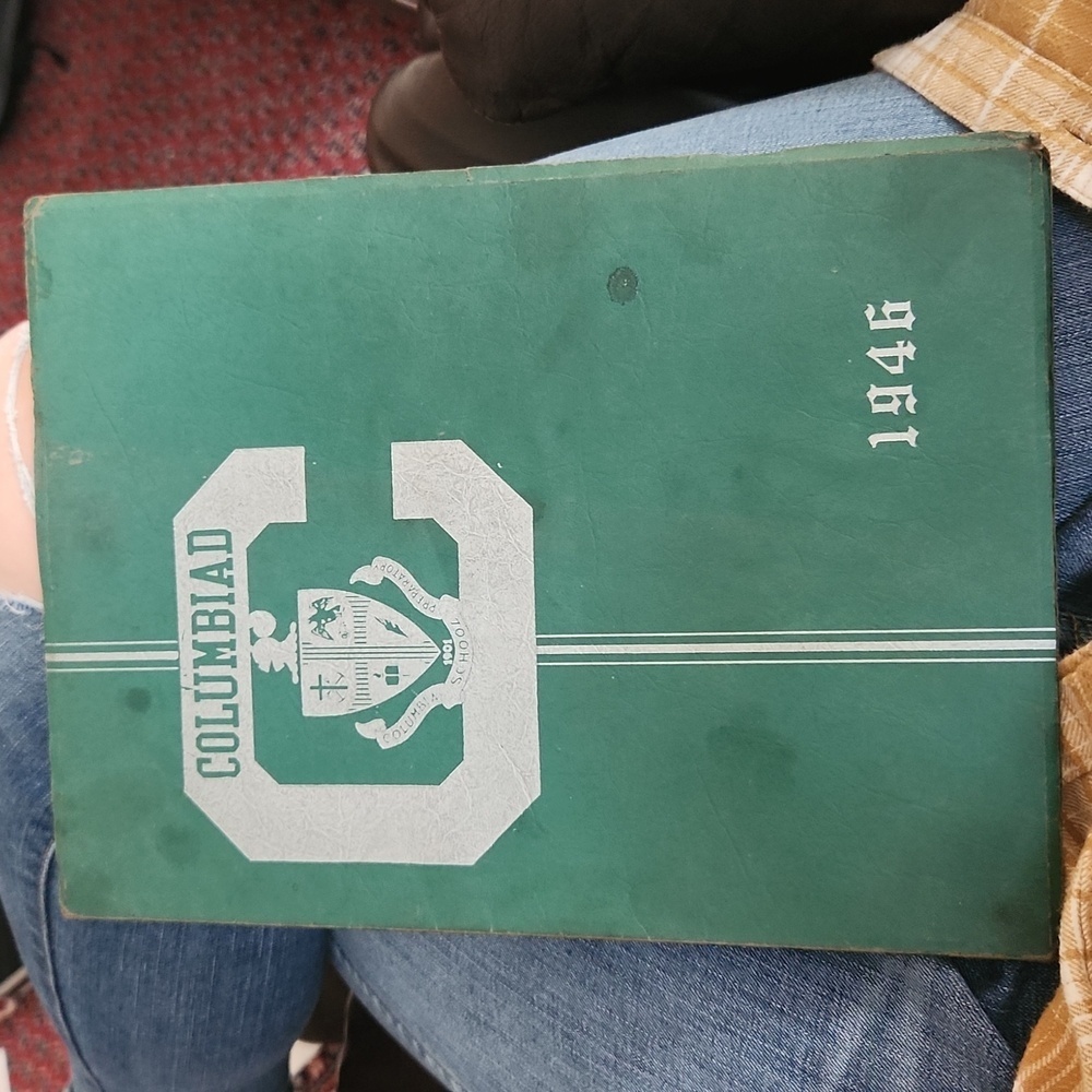 The‎ Columbiad 1946 yearbook